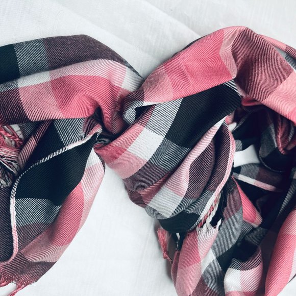 NWT Handmade Scarf by Sana – Pink & Black Check Design - Picture 8 of 11